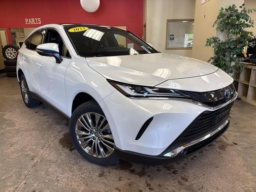 Wind Chill Pearl 2023 Toyota Venza Limited