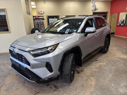 2024 Toyota RAV4 Hybrid SE