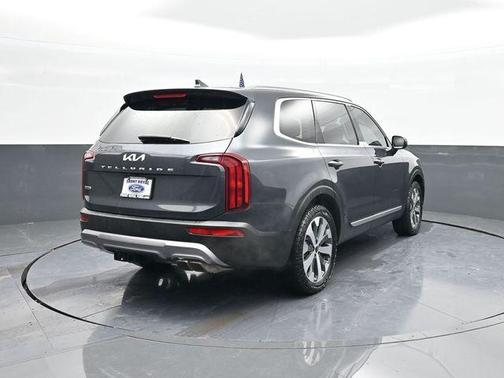 2022 Kia Telluride S