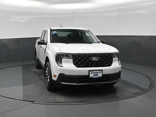 Oxford White 2025 Ford Maverick XLT