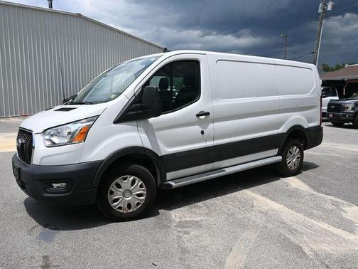 2022 Ford Transit-250 Base