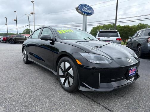 Onyx Black 2024 Hyundai IONIQ 6 SE Standard Range