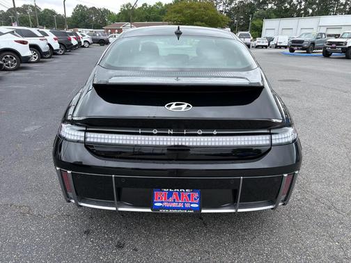 Onyx Black 2024 Hyundai IONIQ 6 SE Standard Range