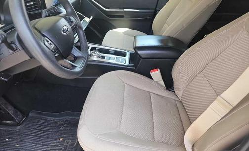 2022 Ford Explorer Base