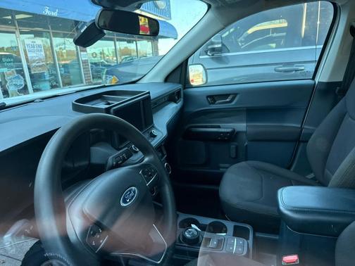 2022 Ford Maverick XL