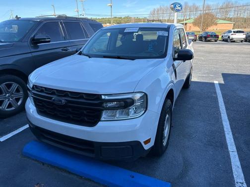 2022 Ford Maverick XL