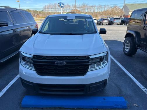 2022 Ford Maverick XL