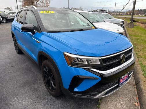 2024 Volkswagen Taos 1.5T SE