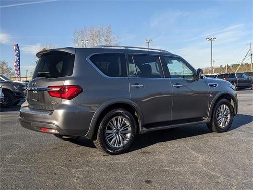 Photo 3 of 45 of 2020 INFINITI QX80 Luxe