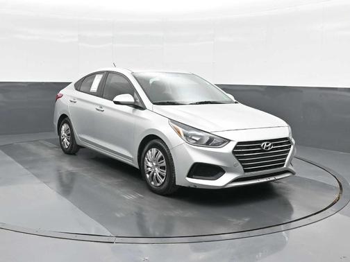 2019 Hyundai Accent SE