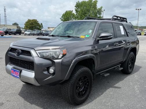 Magnetic Gray Metallic 2018 Toyota 4Runner TRD Off Road Premium
