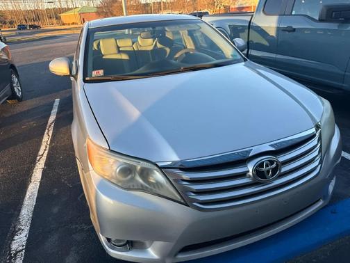 2011 Toyota Avalon 