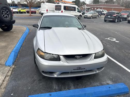 2000 Ford Mustang GT