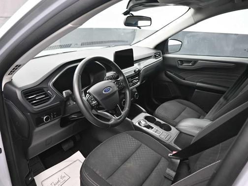 Space Silver 2025 Ford Escape Active