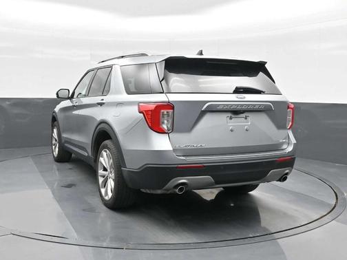 2022 Ford Explorer Platinum