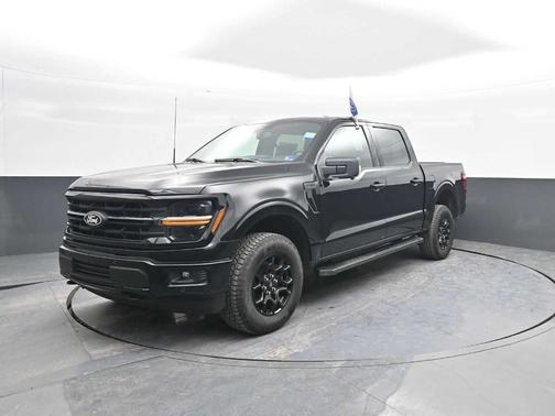 Agate Black Metallic 2026 Ford F-150 XLT
