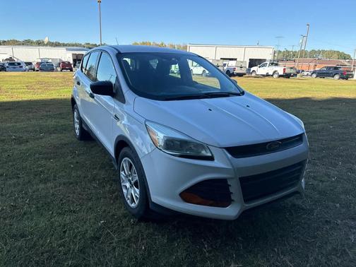 2016 Ford Escape S