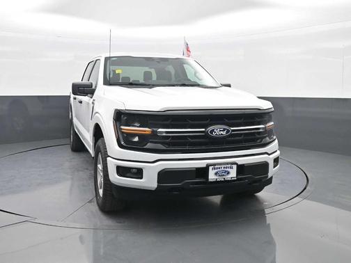 Oxford White 2026 Ford F-150 XLT