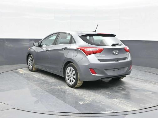 2017 Hyundai Elantra GT Base
