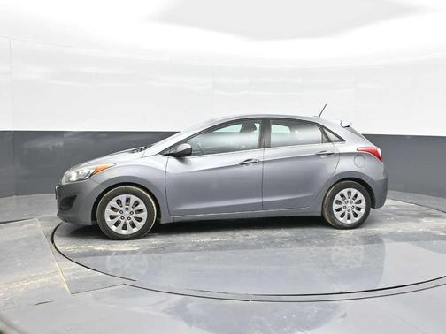 2017 Hyundai Elantra GT Base