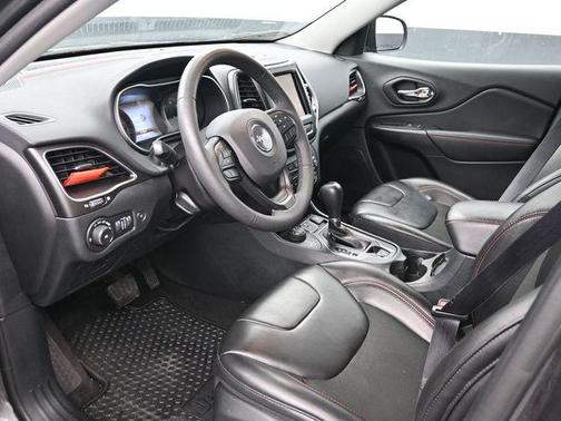2022 Jeep Cherokee Trailhawk