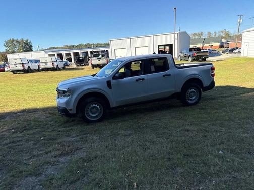 2023 Ford Maverick XL