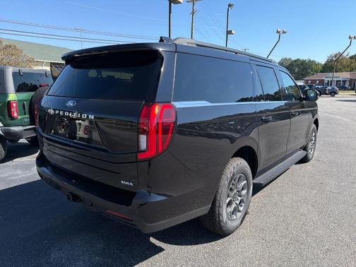 Agate Black Metallic 2027 Ford Expedition Max ACTIVE