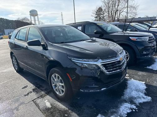2023 Chevrolet Equinox LS
