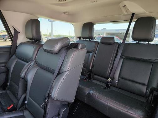 OXFORD WHITE 2025 Ford Expedition ACTIVE