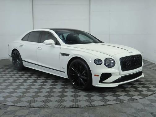 Glacier White 2025 Bentley Flying Spur Speed V8 Hybrid