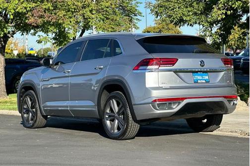 2022 Volkswagen Atlas Cross Sport 2.0T SEL R-LINE