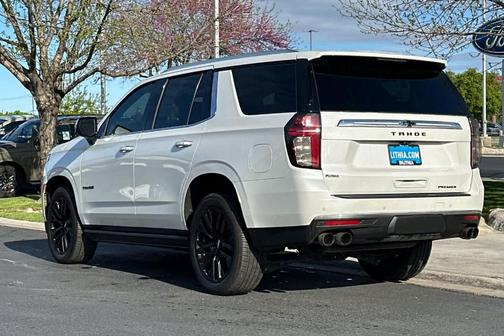 Iridescent Pearl Tricoat 2023 Chevrolet Tahoe Premier