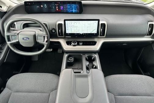 Dark Matter Gray Metallic 2025 Ford Expedition Active