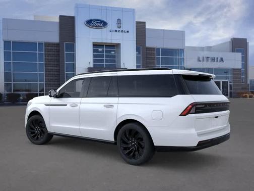 Pristine White 2026 Lincoln Navigator L Reserve
