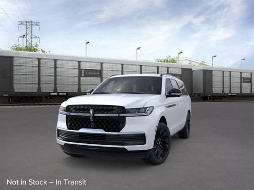 Star White 2026 Lincoln Navigator L Reserve