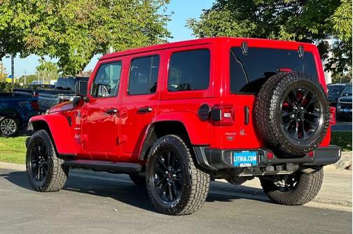2021 Jeep Wrangler Unlimited SAHARA