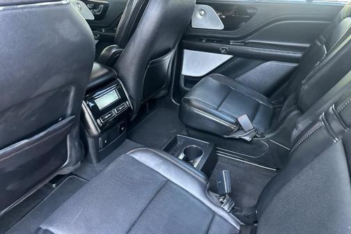 Silver Radiance 2021 Lincoln Aviator Reserve AWD