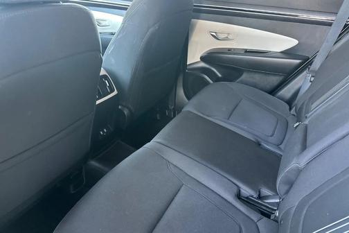 Shimmering Silver 2023 Hyundai TUCSON SEL