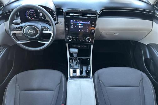 Shimmering Silver 2023 Hyundai TUCSON SEL