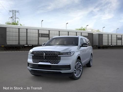 Gray Mist Metallic 2026 Lincoln Navigator L Reserve