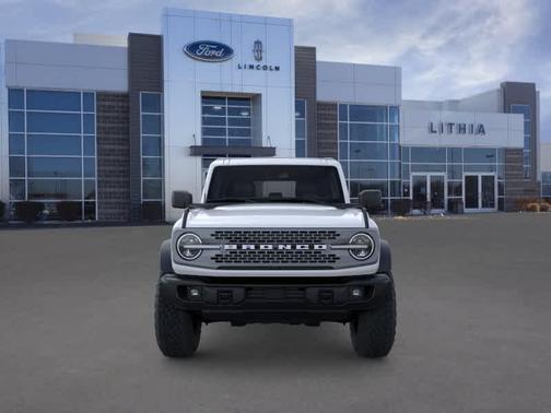 Oxford White 2026 Ford Bronco Badlands