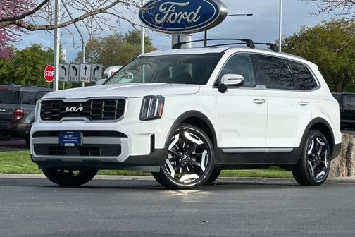 Glacial White Pearl 2025 Kia Telluride S
