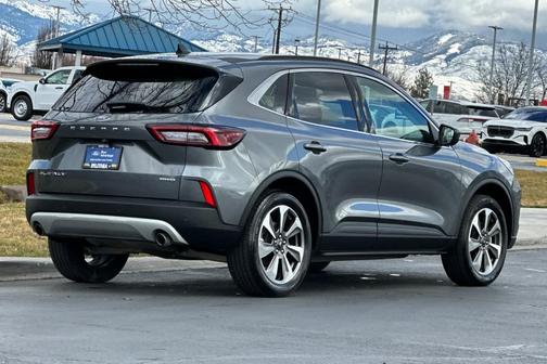 2025 Ford Escape Platinum