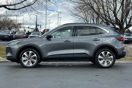 2025 Ford Escape Platinum