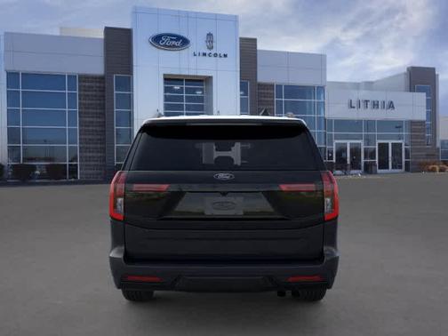 Agate Black Metallic 2026 Ford Expedition Max Platinum