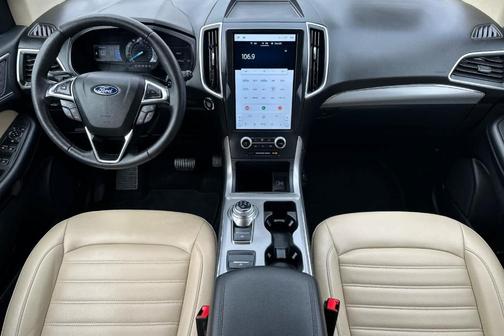 Burgundy Velvet Metallic Tinted Clearcoat 2022 Ford Edge SEL