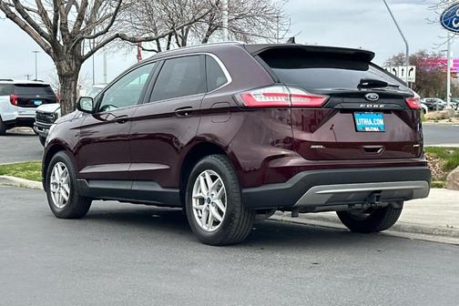 Burgundy Velvet Metallic Tinted Clearcoat 2022 Ford Edge SEL