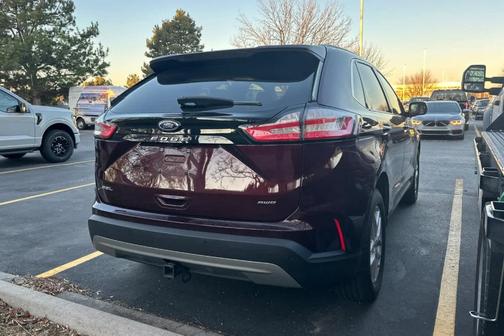 2022 Ford Edge SEL
