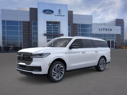 Crystal White Metallic 2026 Lincoln Navigator L Reserve
