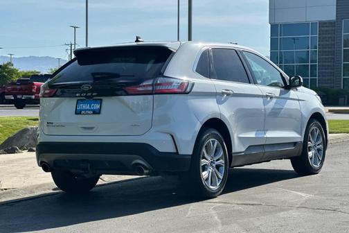 Star White 2022 Ford Edge Titanium